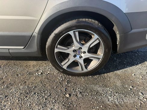 Used 2015 Volvo XC70 T6 Platinum AWD/4WD image 9