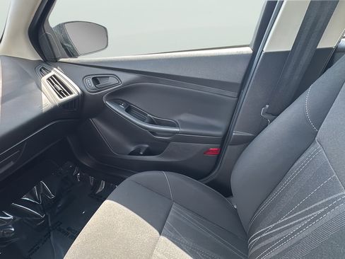Used 2017 Ford Focus S FWD image 17