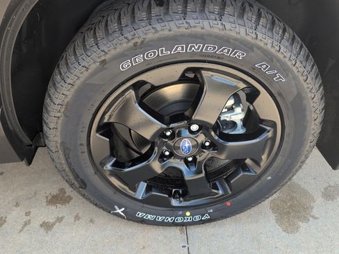 Used 2025 Subaru Forester Wilderness image 12