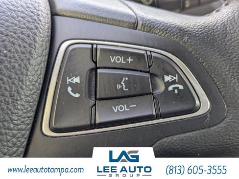 Used 2019 Ford Escape Titanium image 27