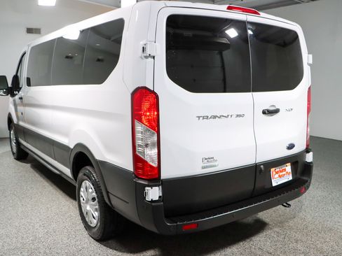 Used 2023 Ford Transit 350 XLT image 9