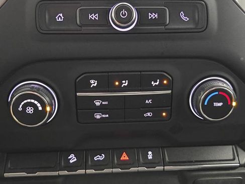 Used 2021 Chevrolet Silverado 1500 Custom Trail Boss w/ LPO, Dark Essentials Package image 17