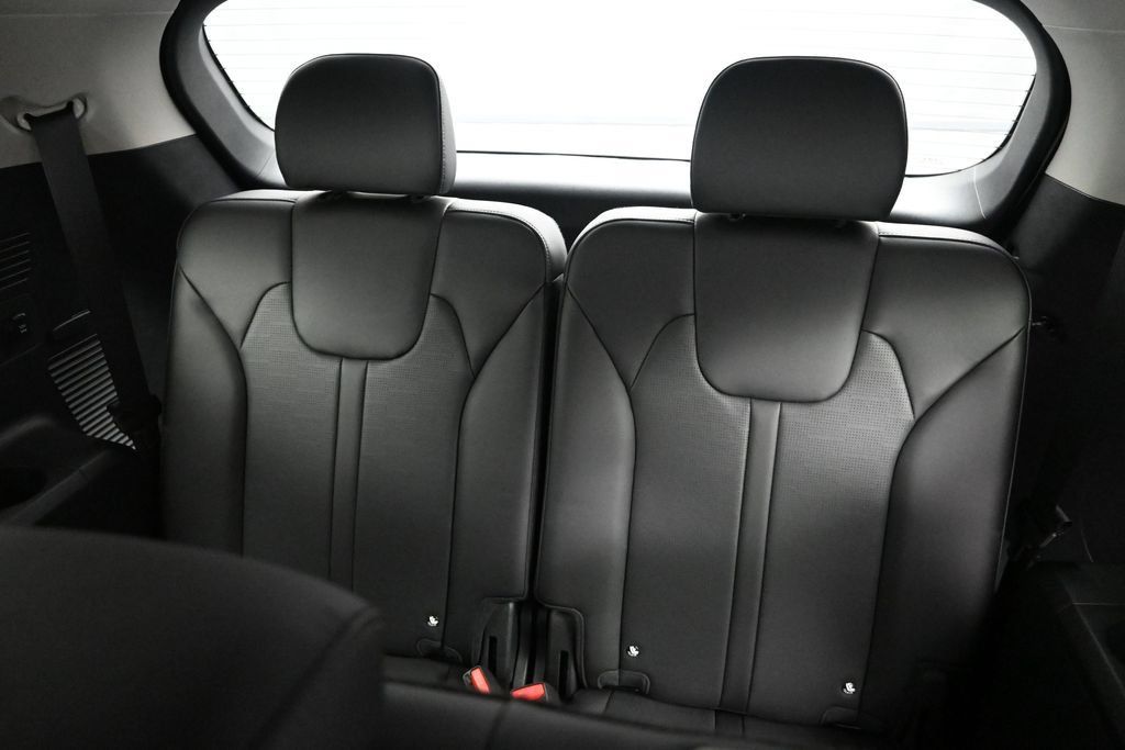 Certified 2026 Kia Sorento S AWD/4WD image 29