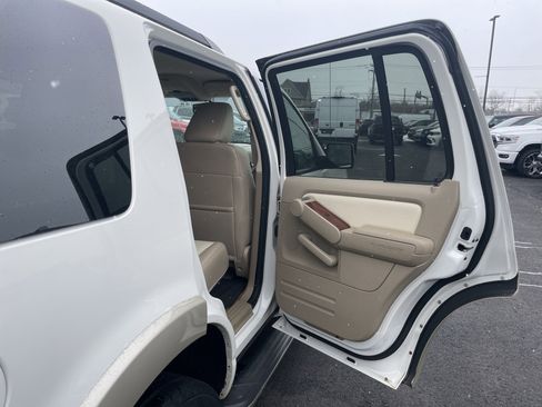 Used 2010 Ford Explorer Eddie Bauer image 16