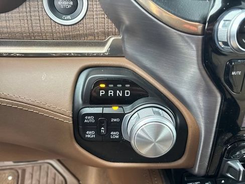 Used 2019 RAM 1500 Limited AWD/4WD image 17