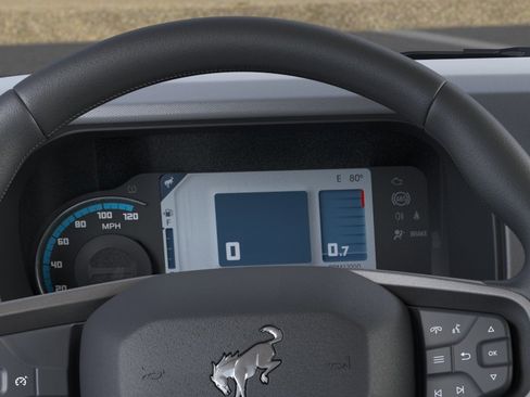 New 2025 Ford Bronco 4-Door AWD/4WD image 13