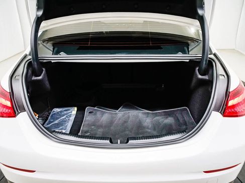 Used 2023 Mercedes-Benz C 300 Sedan image 27