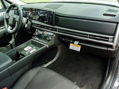 New 2026 Hyundai Santa Fe SE image 24