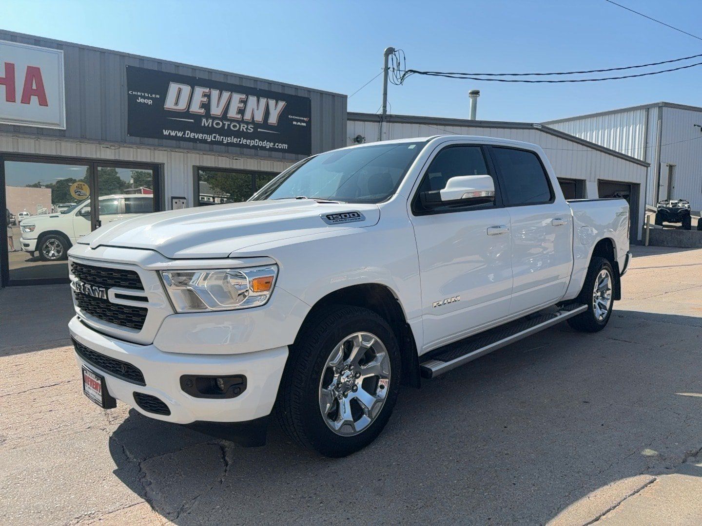 Used 2022 RAM 1500 Big Horn AWD/4WD image 2