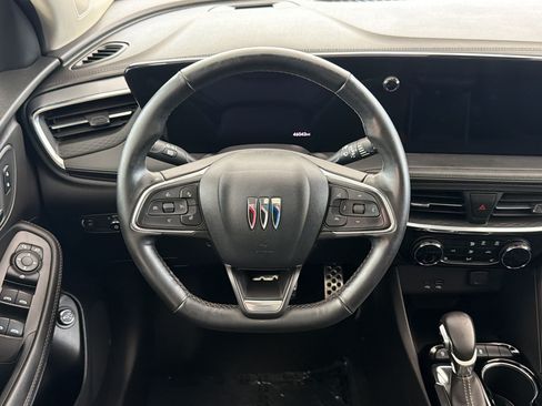 Used 2024 Buick Encore GX Sport Touring w/ Experience Buick Package FWD image 27