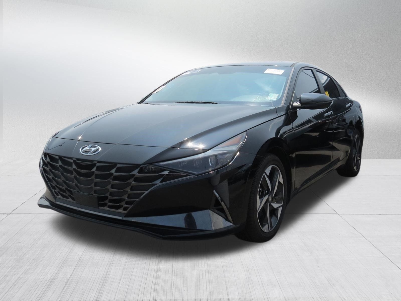 Used 2023 Hyundai Elantra Limited FWD image 5