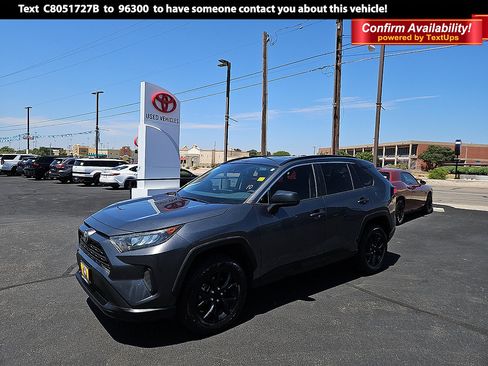 Used 2021 Toyota RAV4 LE FWD image 1