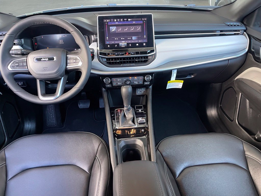 New 2026 Jeep Compass Limited AWD/4WD image 10