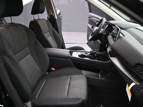 New 2026 Nissan Rogue SV image 27