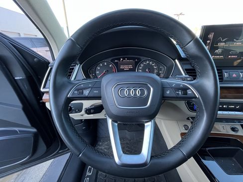 Used 2021 Audi Q5 Premium w/ Convenience Package image 20