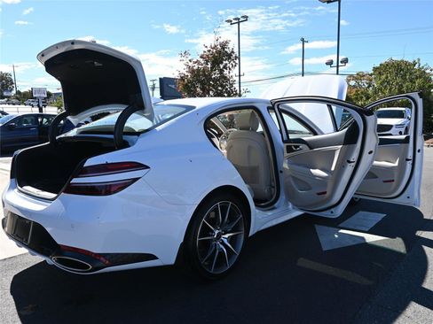 New 2026 Genesis G70 2.5T Prestige image 15