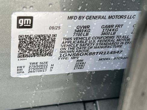 New 2026 Chevrolet Suburban High Country image 25