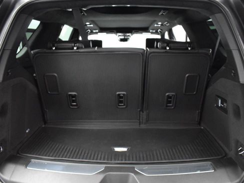 Used 2023 Cadillac Escalade Sport Platinum w/ LPO, ONYX Package AWD/4WD image 8