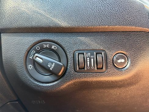 Used 2014 Dodge Charger R/T image 29