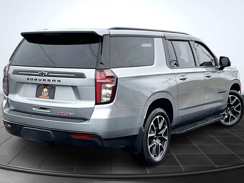 Used 2023 Chevrolet Suburban RST image 23