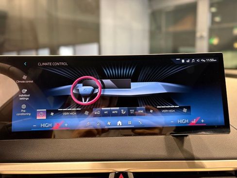 Used 2025 BMW iX xDrive50 w/ Sport Package image 10