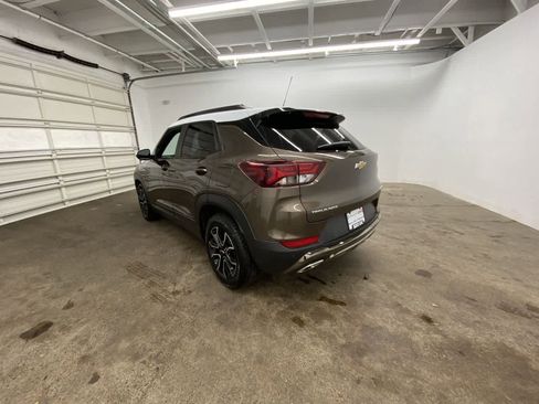 Used 2022 Chevrolet TrailBlazer ACTIV w/ Sun and Liftgate Package image 4