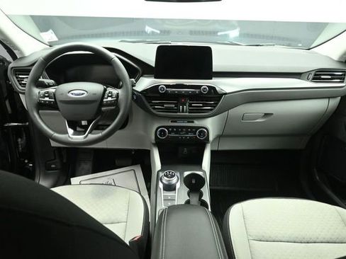 Certified 2024 Ford Escape Active AWD/4WD image 21