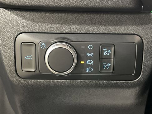 Used 2022 Ford Escape SE w/ Convenience Package image 19