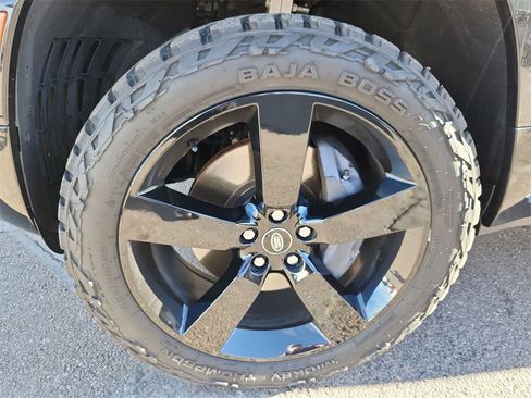 Used 2022 Land Rover Defender 90 X-Dynamic HSE image 26