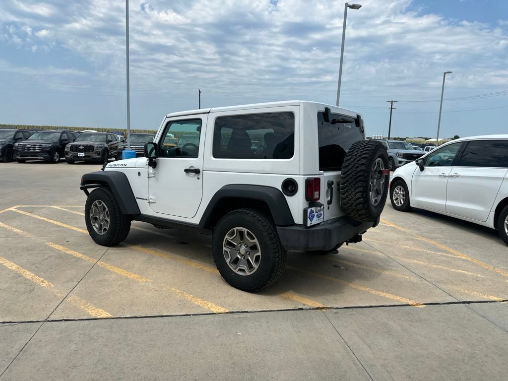 Used 2017 Jeep Wrangler Rubicon w/ Connectivity Group AWD/4WD image 5