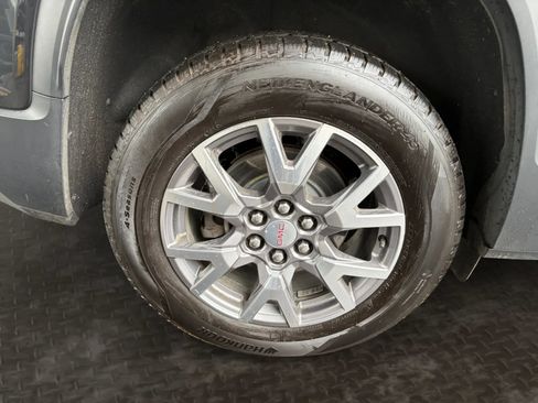 Used 2020 GMC Acadia SLT AWD/4WD image 40