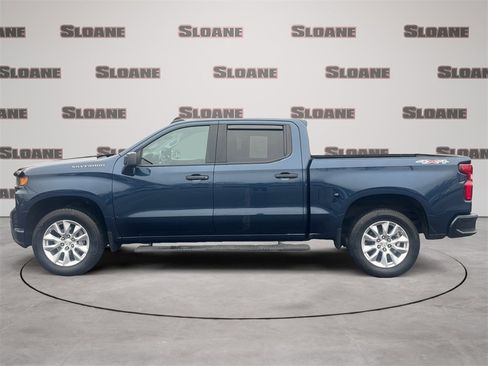 Used 2021 Chevrolet Silverado 1500 Custom image 2