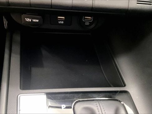 Certified 2021 Hyundai Elantra SEL FWD image 24