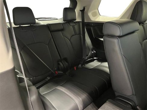 New 2025 Honda Pilot Touring image 28