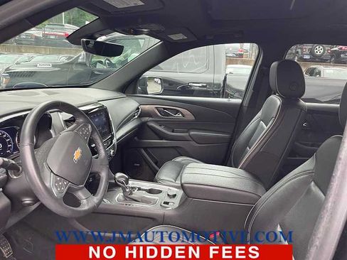 Used 2022 Chevrolet Traverse Premier AWD/4WD image 2