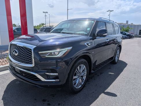 Used 2019 INFINITI QX80 Luxe AWD/4WD image 2