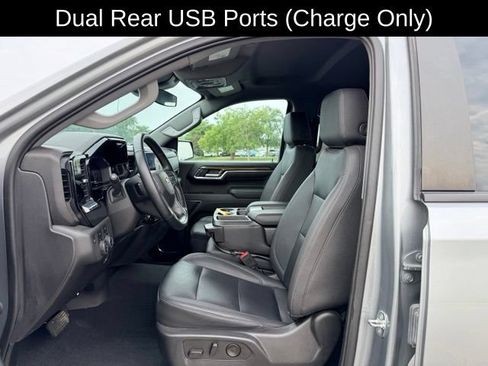 Used 2023 Chevrolet Silverado 1500 LT w/ Leather Package AWD/4WD image 8