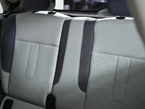 Used 2025 MINI Cooper S image 37