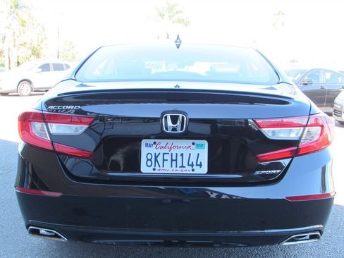 Used 2019 Honda Accord Sport image 6