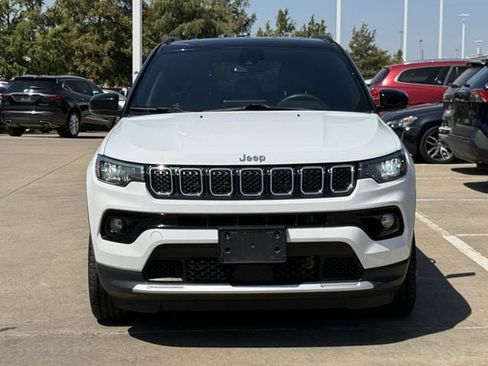 Used 2024 Jeep Compass Limited AWD/4WD image 8