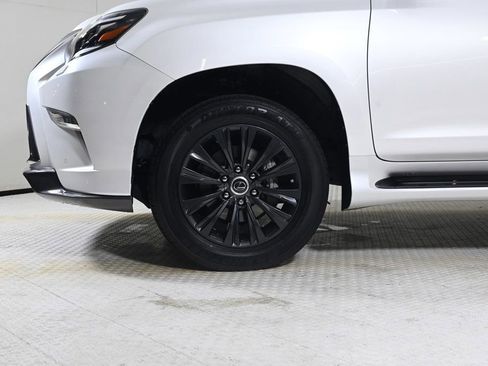 Used 2023 Lexus GX 460 Luxury image 23