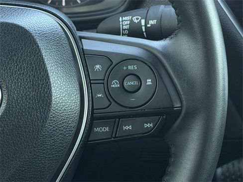 Used 2023 Toyota Corolla SE image 14