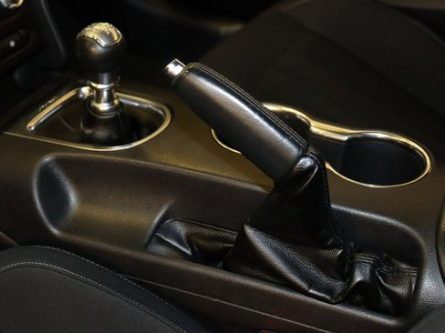 Used 2019 Ford Mustang Coupe image 14