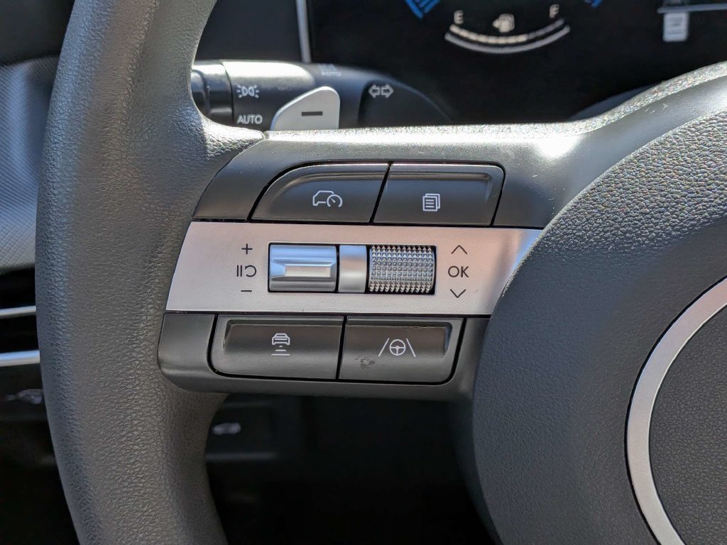 Used 2025 Hyundai Sonata SEL FWD image 21