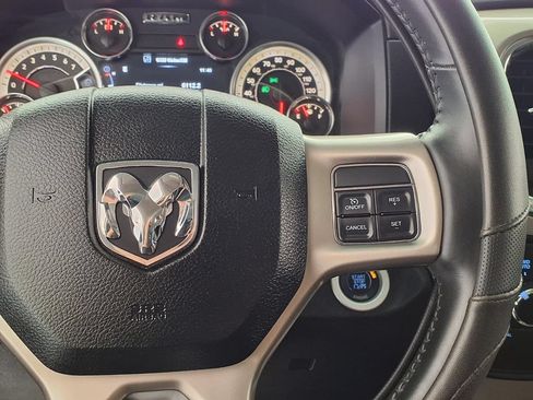 Used 2013 RAM 1500 Laramie w/ Convenience Group AWD/4WD image 7