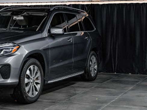 Used 2018 Mercedes-Benz GLS 450 4MATIC w/ Premium Package image 7