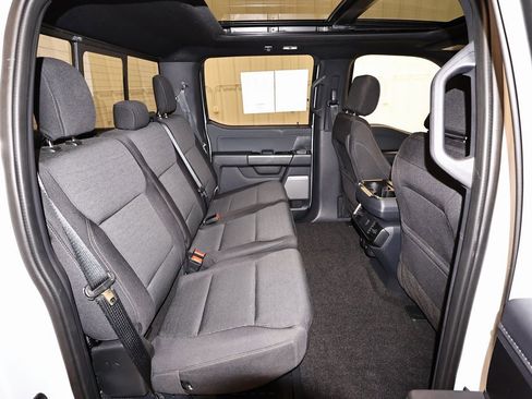 Certified 2022 Ford F150 XLT w/ Equipment Group 302A High image 18