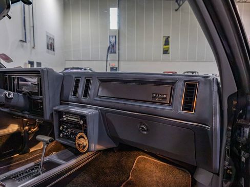 Used 1987 Buick Regal Coupe RWD image 33