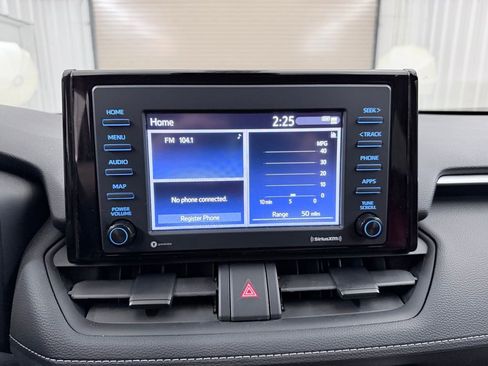 Used 2021 Toyota RAV4 XLE FWD image 16