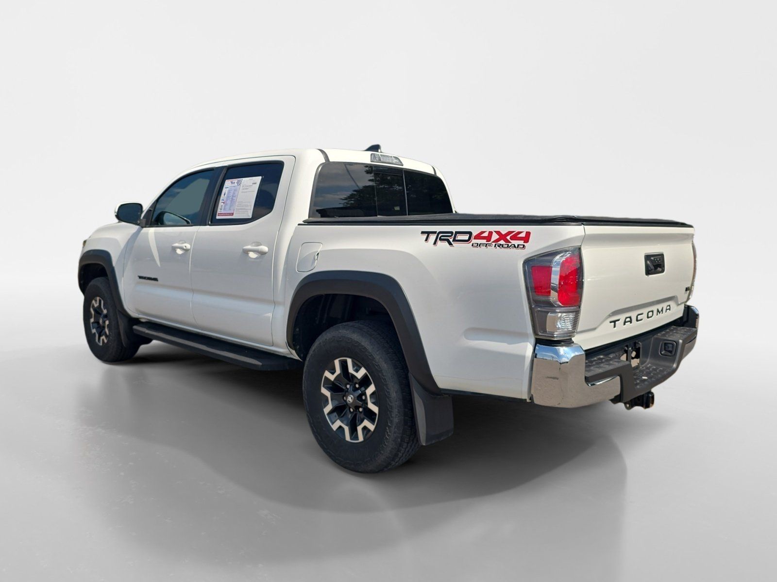 Used 2022 Toyota Tacoma TRD Off-Road AWD/4WD image 3